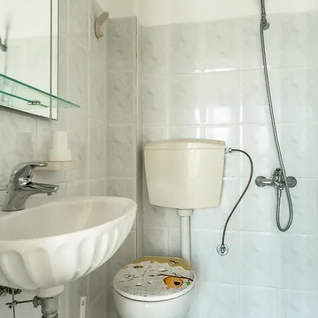 בית הארחה Angela Sea View 7