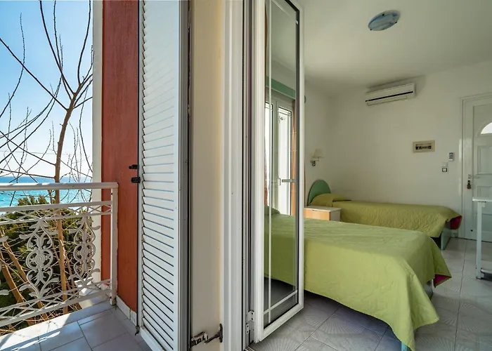 Angela Sea View 7 * Trapeza (Kefalonia)